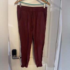Cloth & Stone Women's Burgundy Joggers